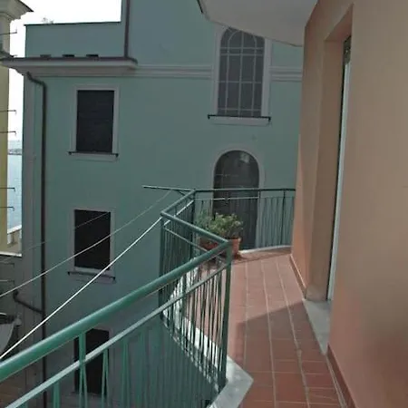 Appartement Beautiful 1 Min Walk From The Beach Castle Of *