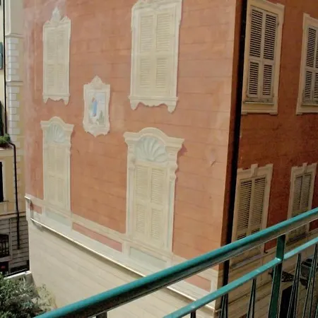 Appartement Beautiful 1 Min Walk From The Beach Castle Of *
